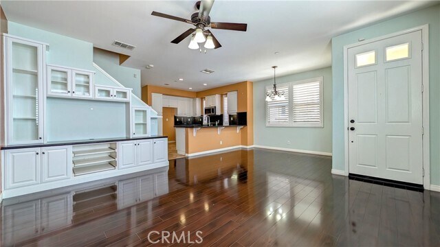 Building Photo - 615 McKenna St