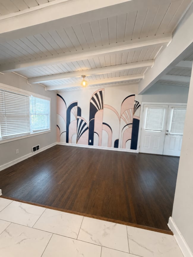 Building Photo - 3132 Laventure Dr