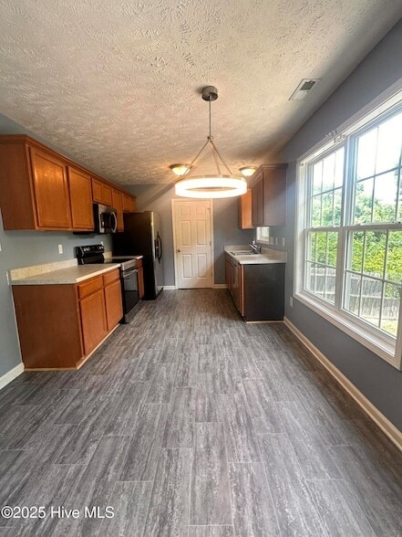 Building Photo - 2241 Stornoway Ct