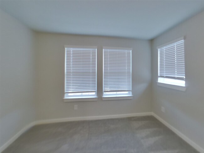 Foto del edificio - 9835 Willow Creek Commerce Dr