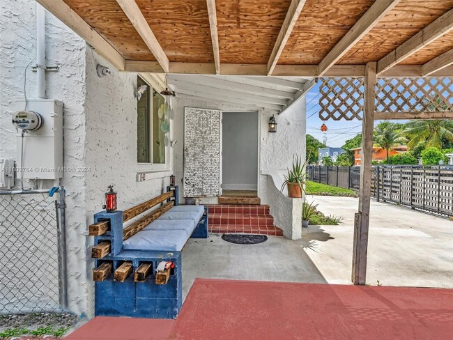 Foto del edificio - 1342 NW 55th Terrace