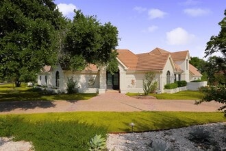 Building Photo - 21 Cousteau Ln
