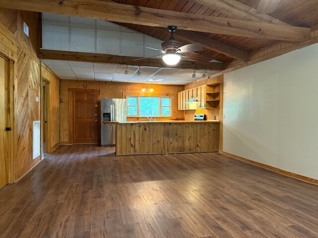Foto del edificio - 910 Roundtree Rd