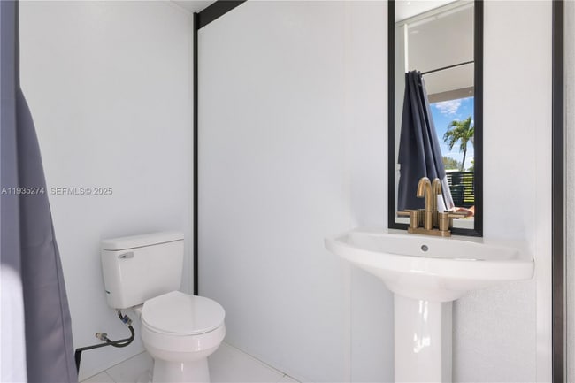 Foto del edificio - 4165 W 5th Ln