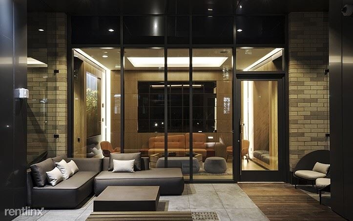 Foto del edificio - 250 Ashland Pl