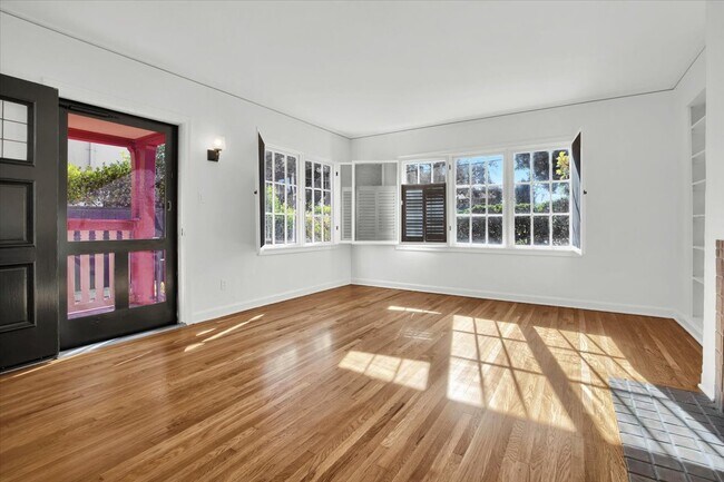 Foto del edificio - 1812 Oak St