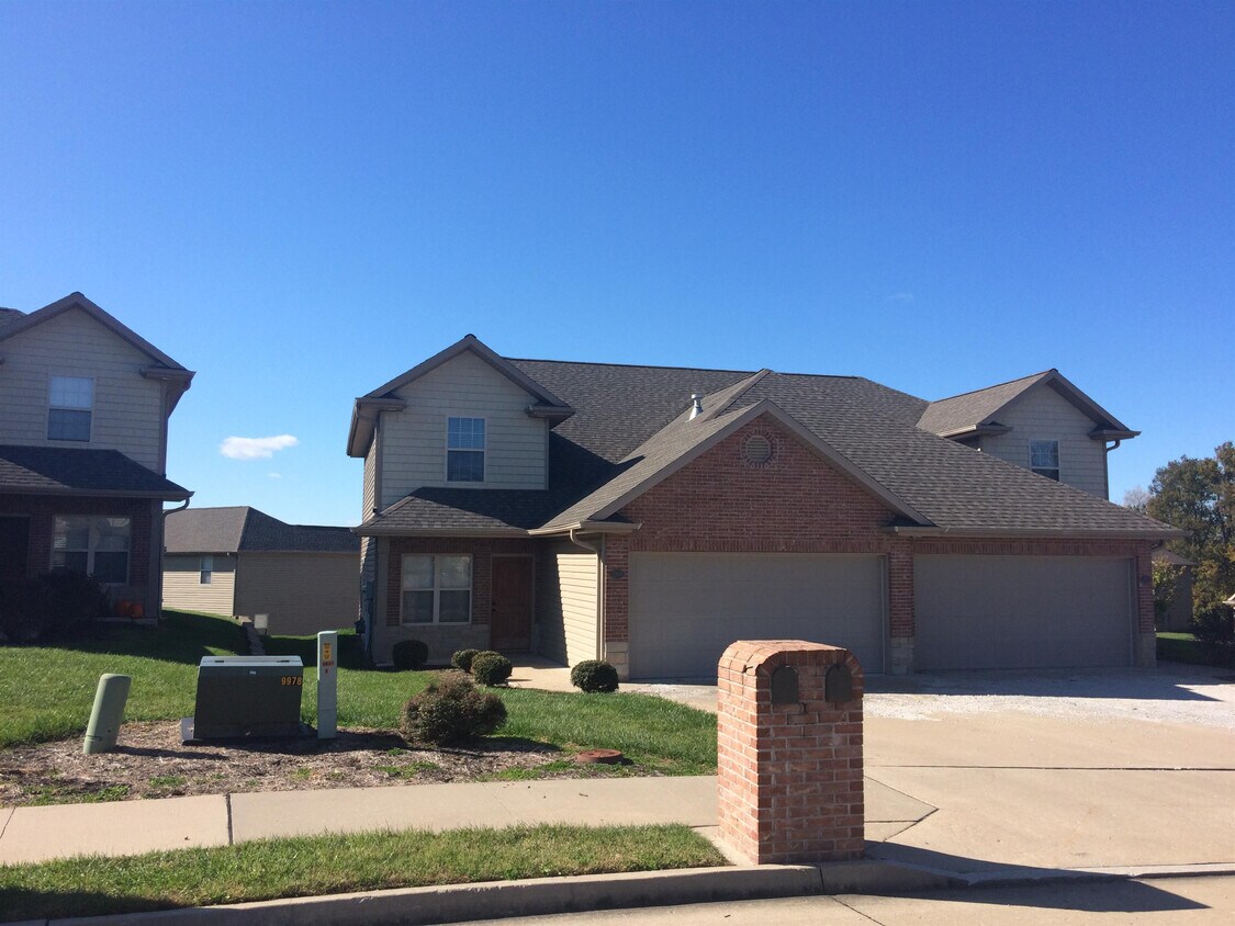 Primary Photo - 3312-3314 Jenne Hill Dr