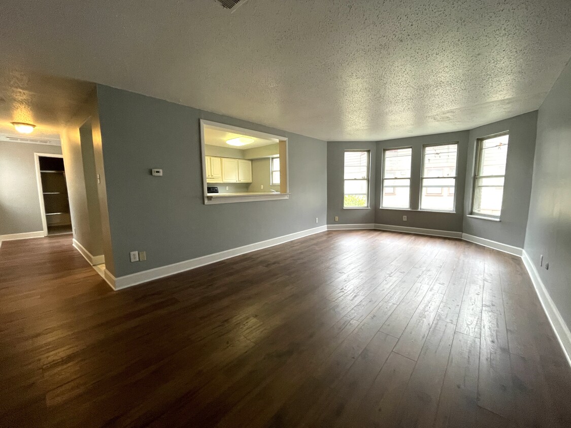 Foto principal - 3525 N Pennsylvania St
