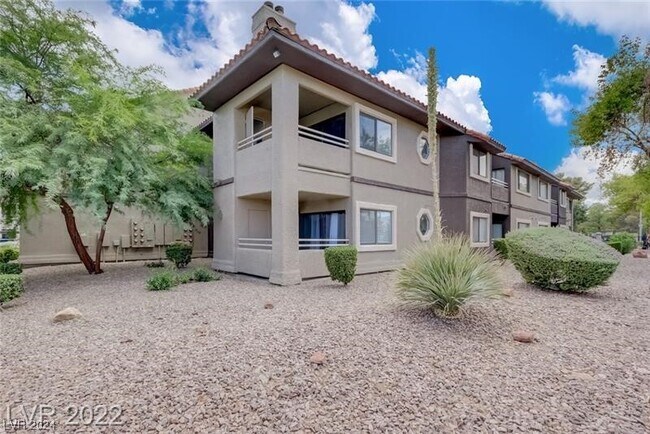 Building Photo - 5076 S Rainbow Blvd