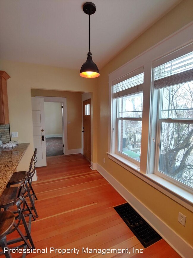 Foto del edificio - 4 br, 2 bath House - 701 S 2nd St W