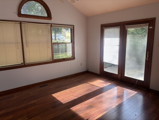 Foto del edificio - 269 Jacolyn Dr NW