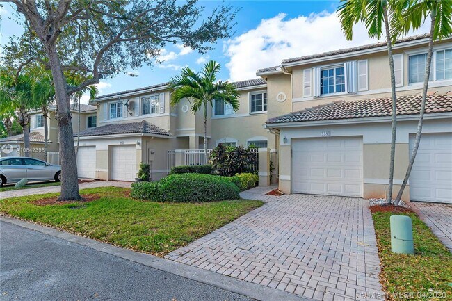 Foto del edificio - 2281 NW 171st Terrace