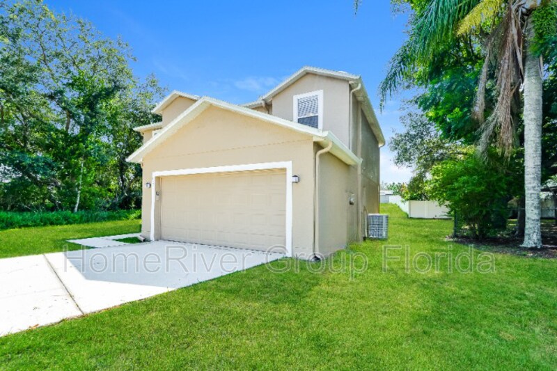 Primary Photo - 477 Rio Grande Way