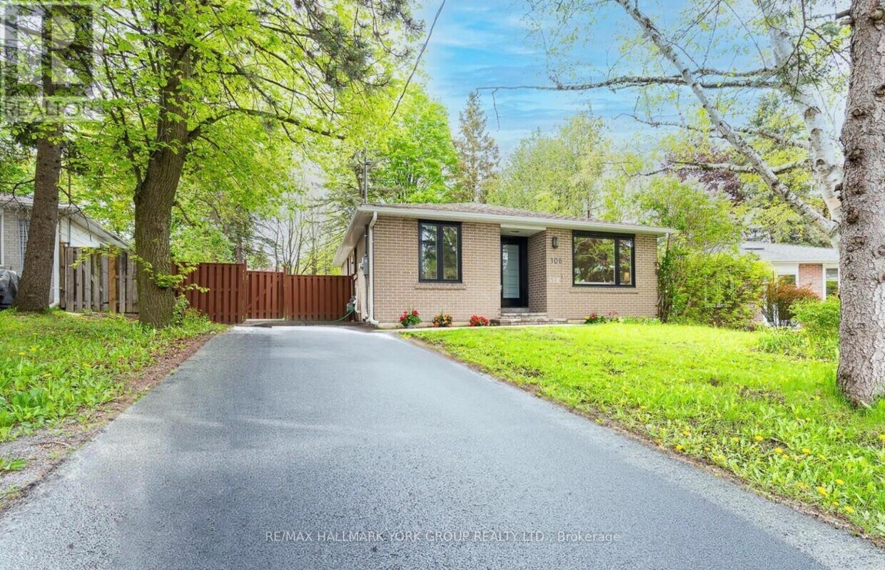 Primary Photo - 106 Woodpark Pl