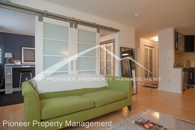 Building Photo - 1 br, 1 bath House - 1032 Clarkson St. #104