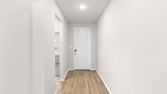 Foto del edificio - 5953 Revere Dr