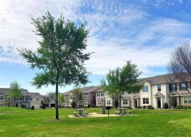 Foto del edificio - 2952 Peyton Brook Dr