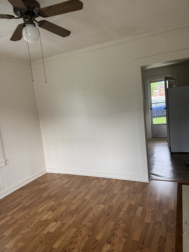 Foto del edificio - 1146 Mountainview Rd