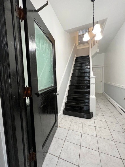 Foto del edificio - 326 70th St