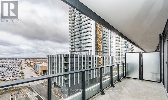 Building Photo - 8960 Jane St