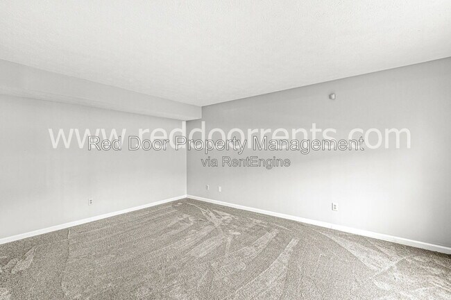 Foto del edificio - 261 Wyndotte Dr