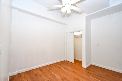 Building Photo - 128 Hemenway St