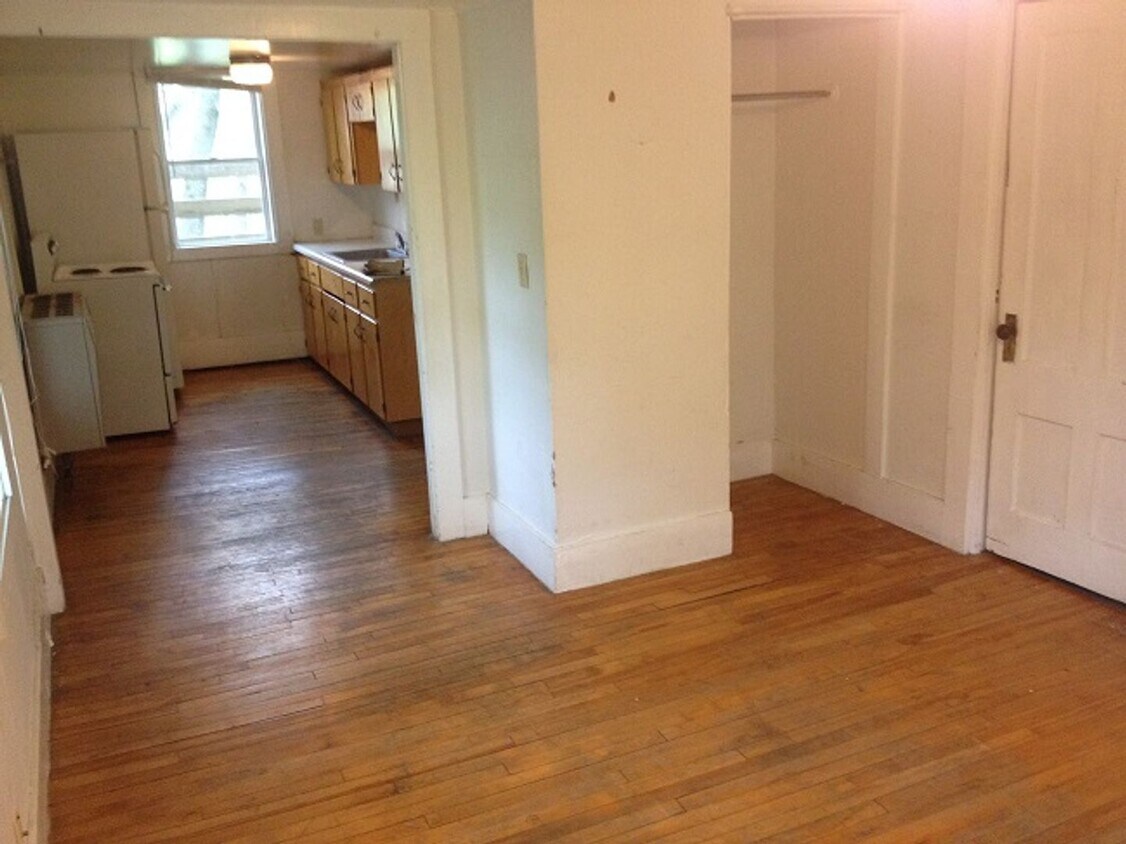 Foto del edificio - 74 N Main Ave