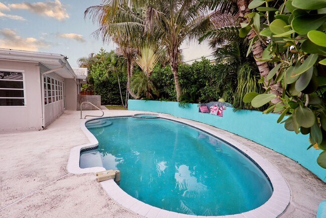 Foto del edificio - 113 Park Ln E