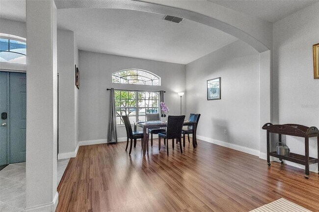 Foto del edificio - 4 La Mancha Dr