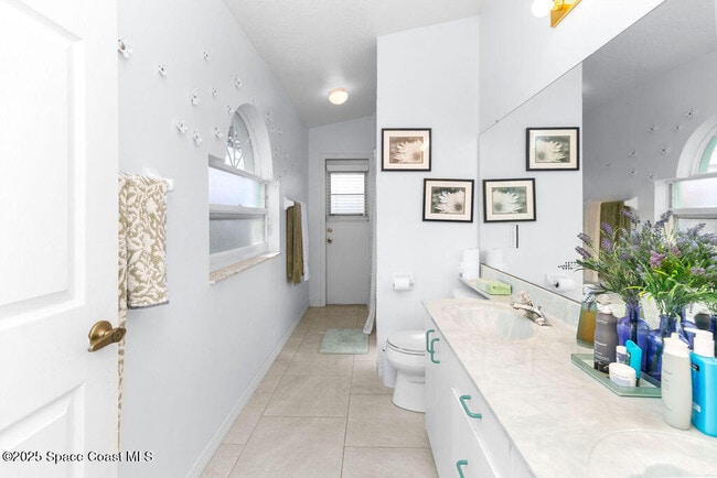 Building Photo - 4243 Pondapple Dr