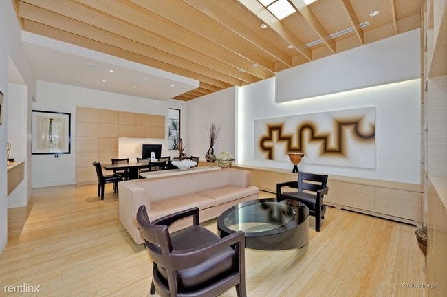 Building Photo - 2 br, 2 bath Condo - 189 E Lake Shore Dr