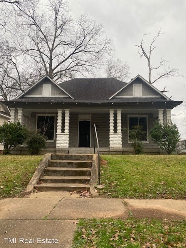 3 br, 1 bath House 2545 28th St Ensley House Rental in Birmingham