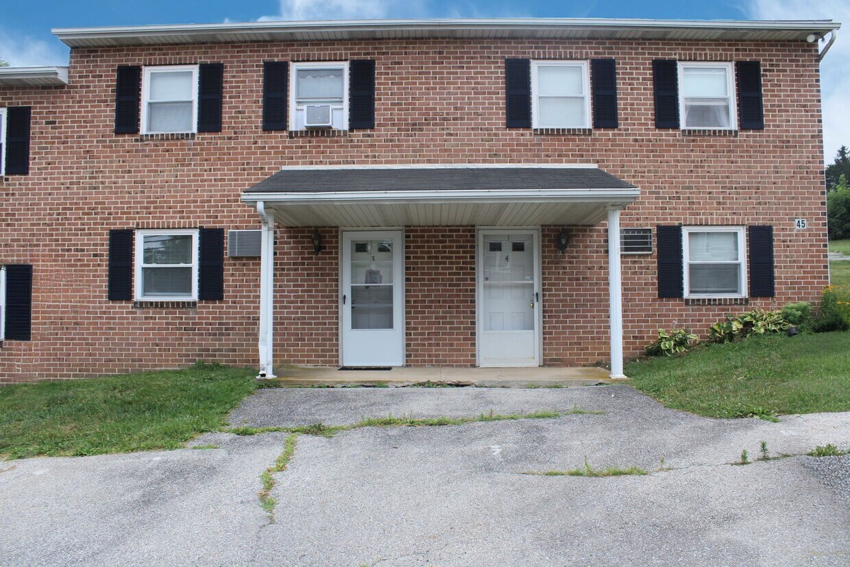 45 N Main St, Loganville, PA 17403 House Rental in Loganville, PA