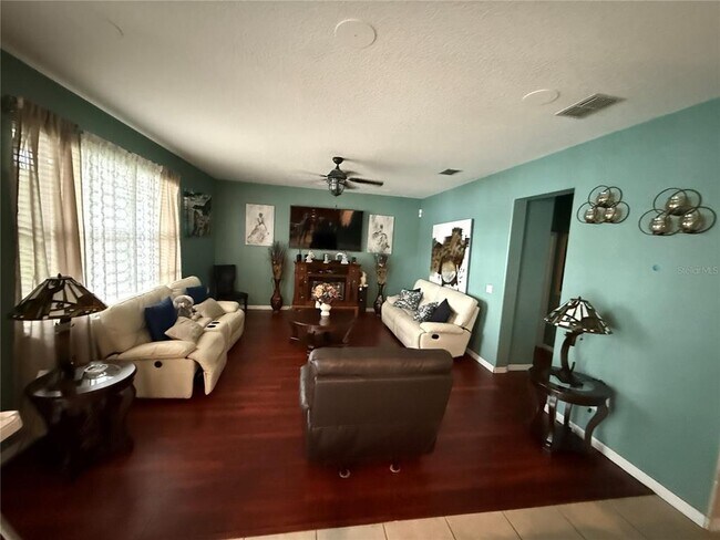 Foto del edificio - 14909 Braywood Trail