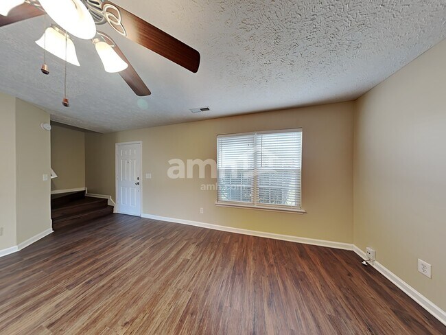 Foto del edificio - 5124 Monet Ct