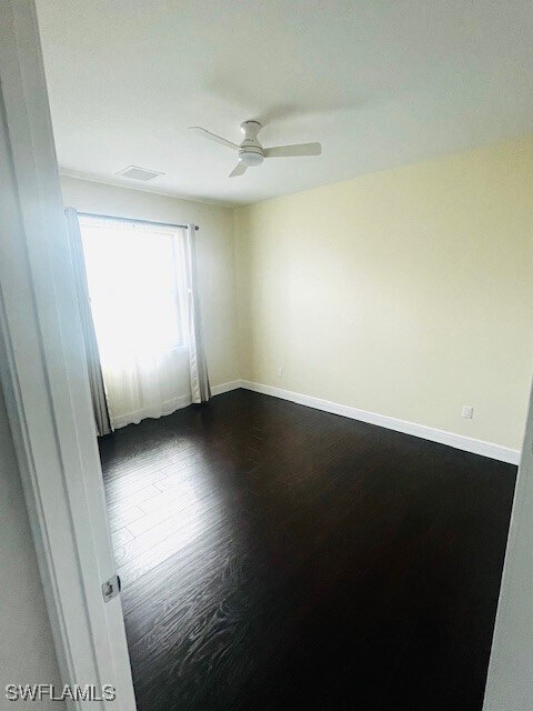 Foto del edificio - 3673 62nd Ave NE