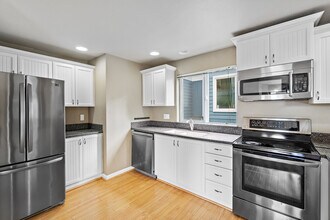 Building Photo - 8619 Delridge Way SW