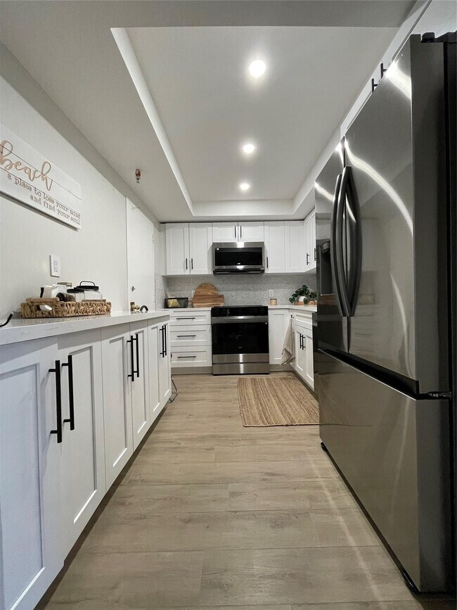Foto del edificio - 400 Kings Point Dr