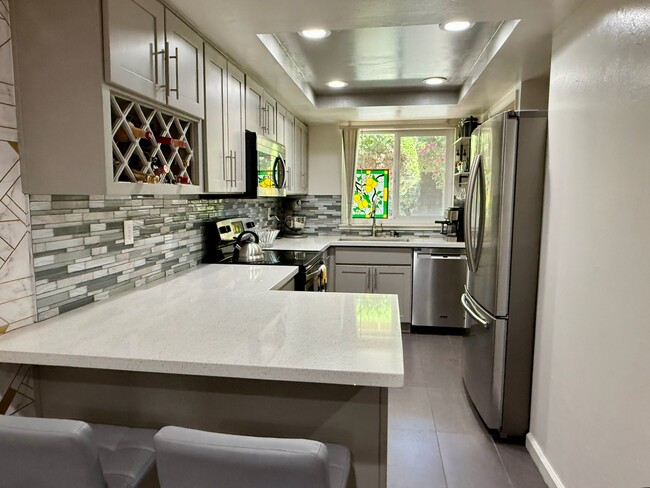 Kitchen - 3150 Landess Ave