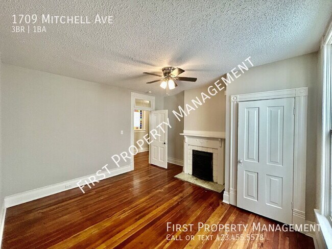 Foto del edificio - 1709 Mitchell Ave