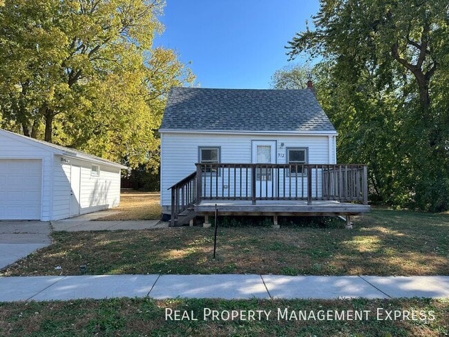 Building Photo - Move In NOW & Get One Month FREE