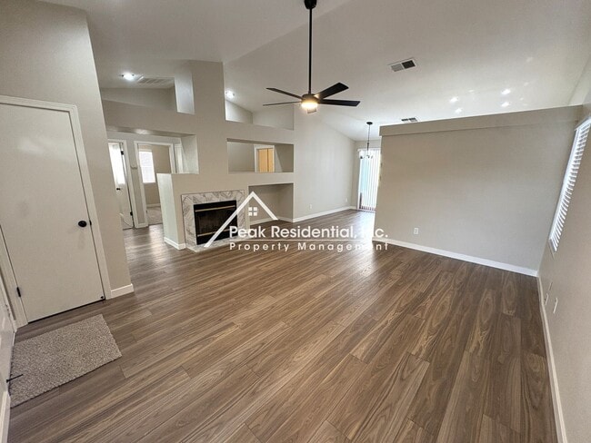 Building Photo - A Newer 3bd/2ba Rancho Cordova Home with 2 Car Garage