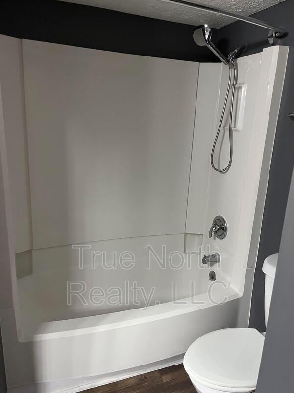 3267 Donalda Ct, Columbus, OH 43231 House Rental in Columbus, OH