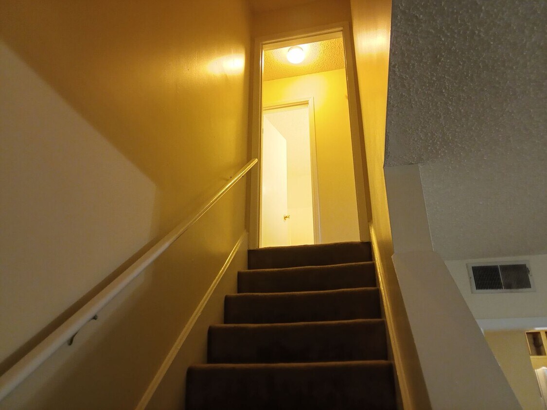 Foto del edificio - 804 N Washington St