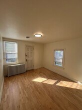 Building Photo - 1511 Oregon St