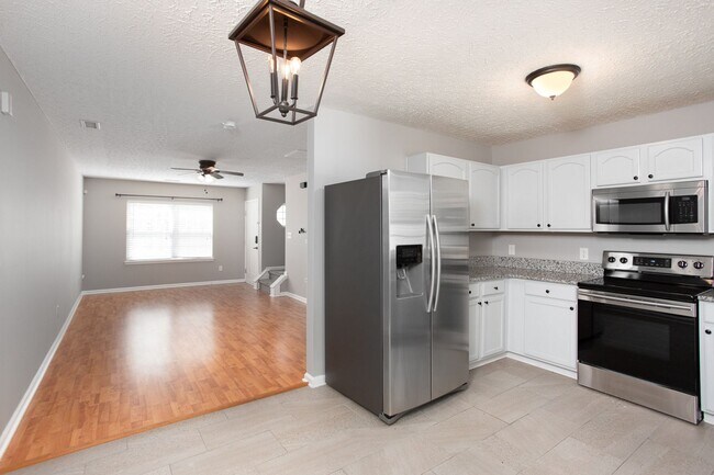 Building Photo - 3356 Tarleton W