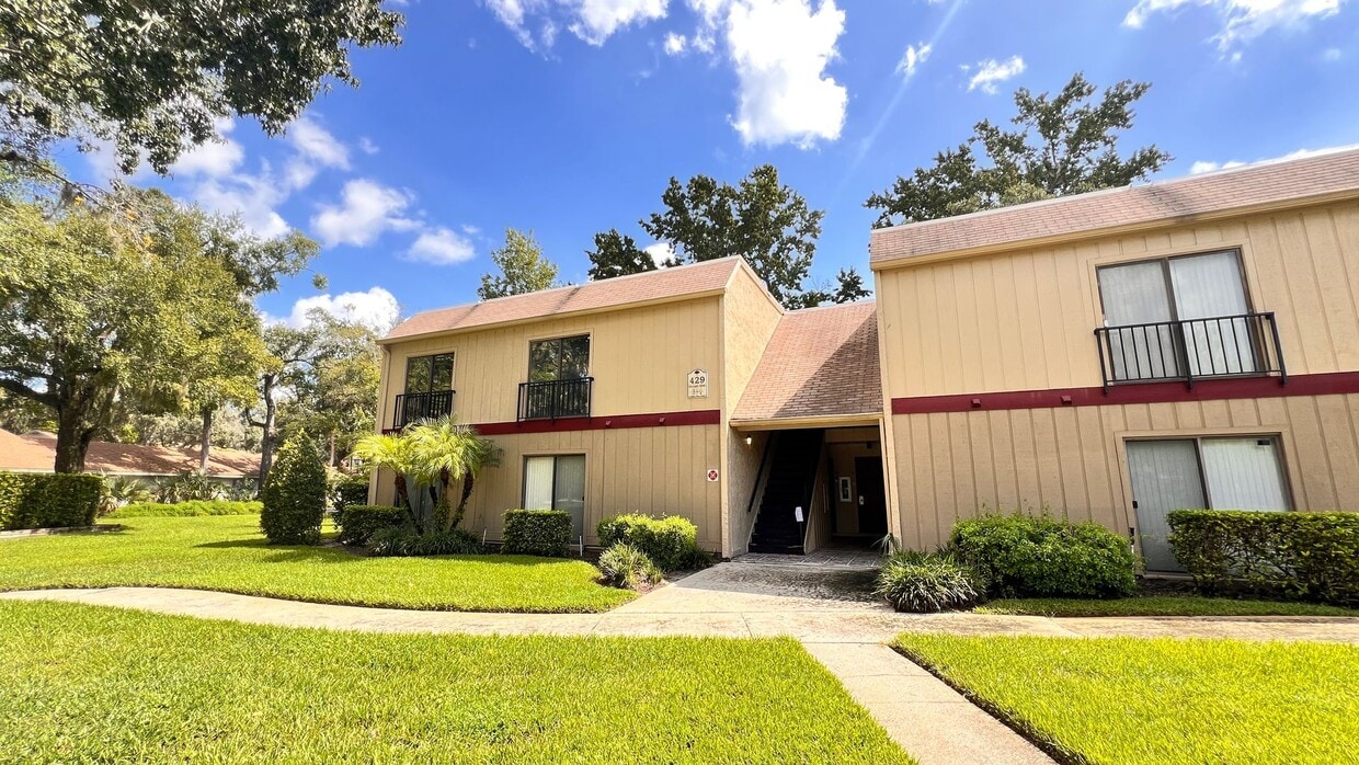 Photo - Welcome to 429 Sheoah Blvd #12, Winter Springs, FL 32708!
