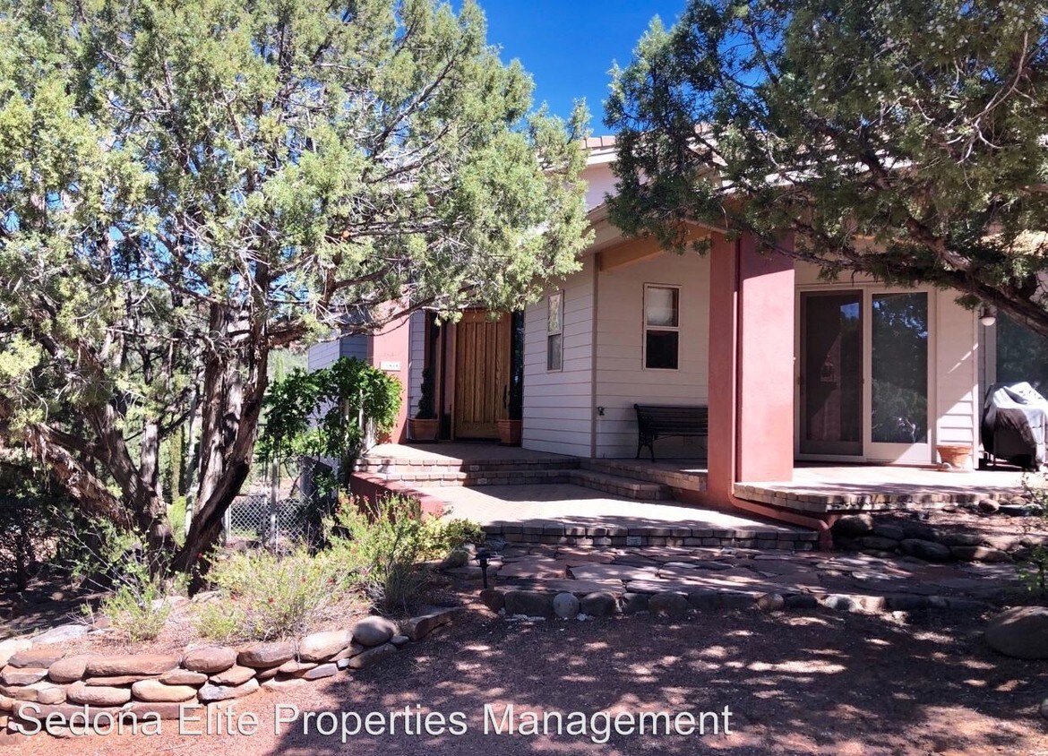 Primary Photo - 3 br, 2 bath House - 240 RED ROCK TRAIL