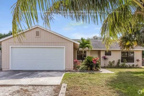 Building Photo - 14160 Citrus Dr