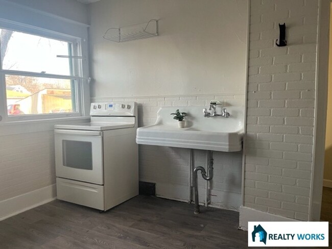 Foto del edificio - Quaint Updated House for Rent
